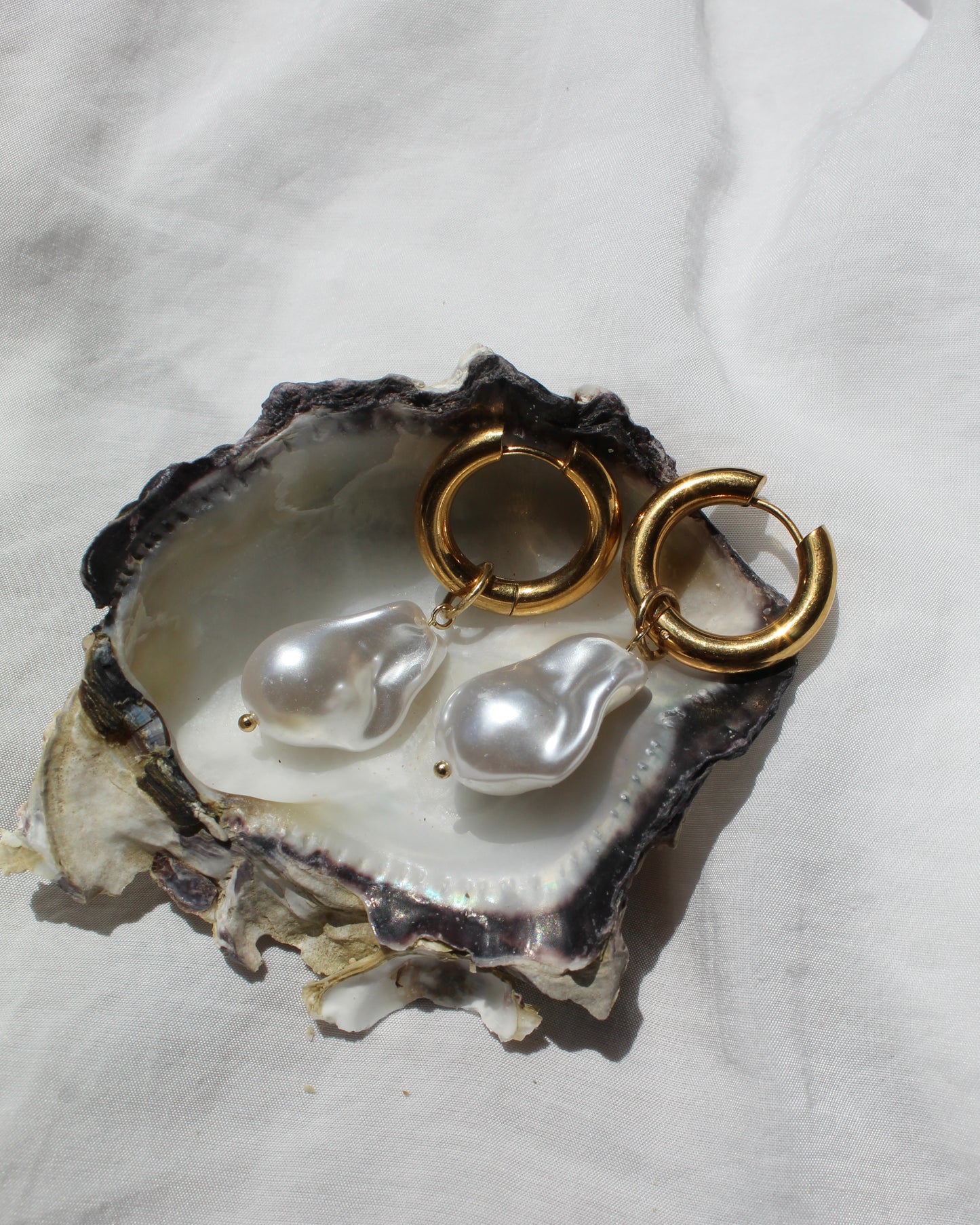 LEYRI HOOPS