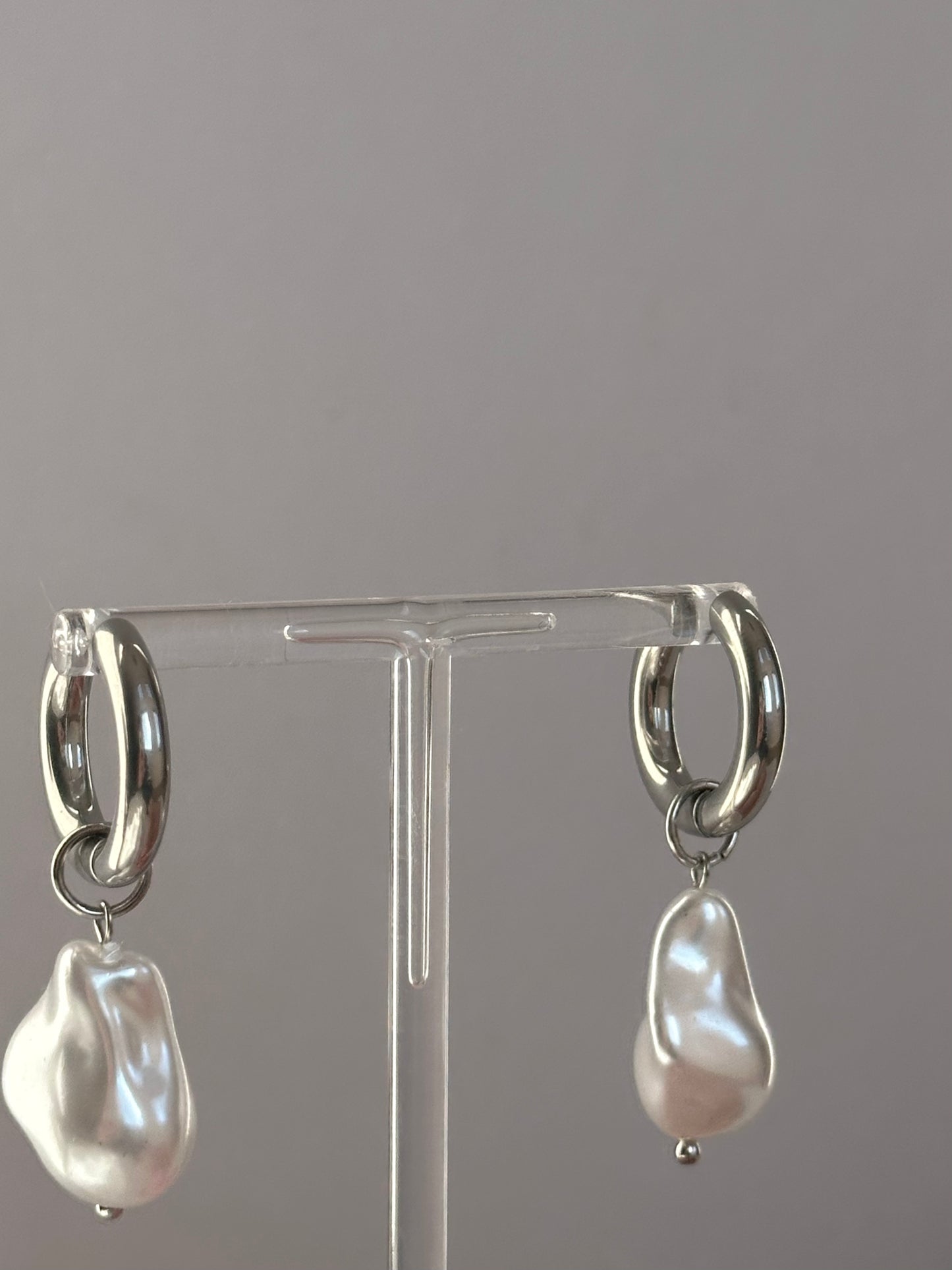 LEYRI HOOPS 